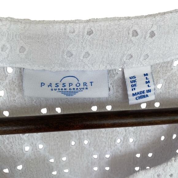 Susan Graver Passport White Eyelet 3/4 Sleeve Blouse Sz Medium - Picture 4 of 5
